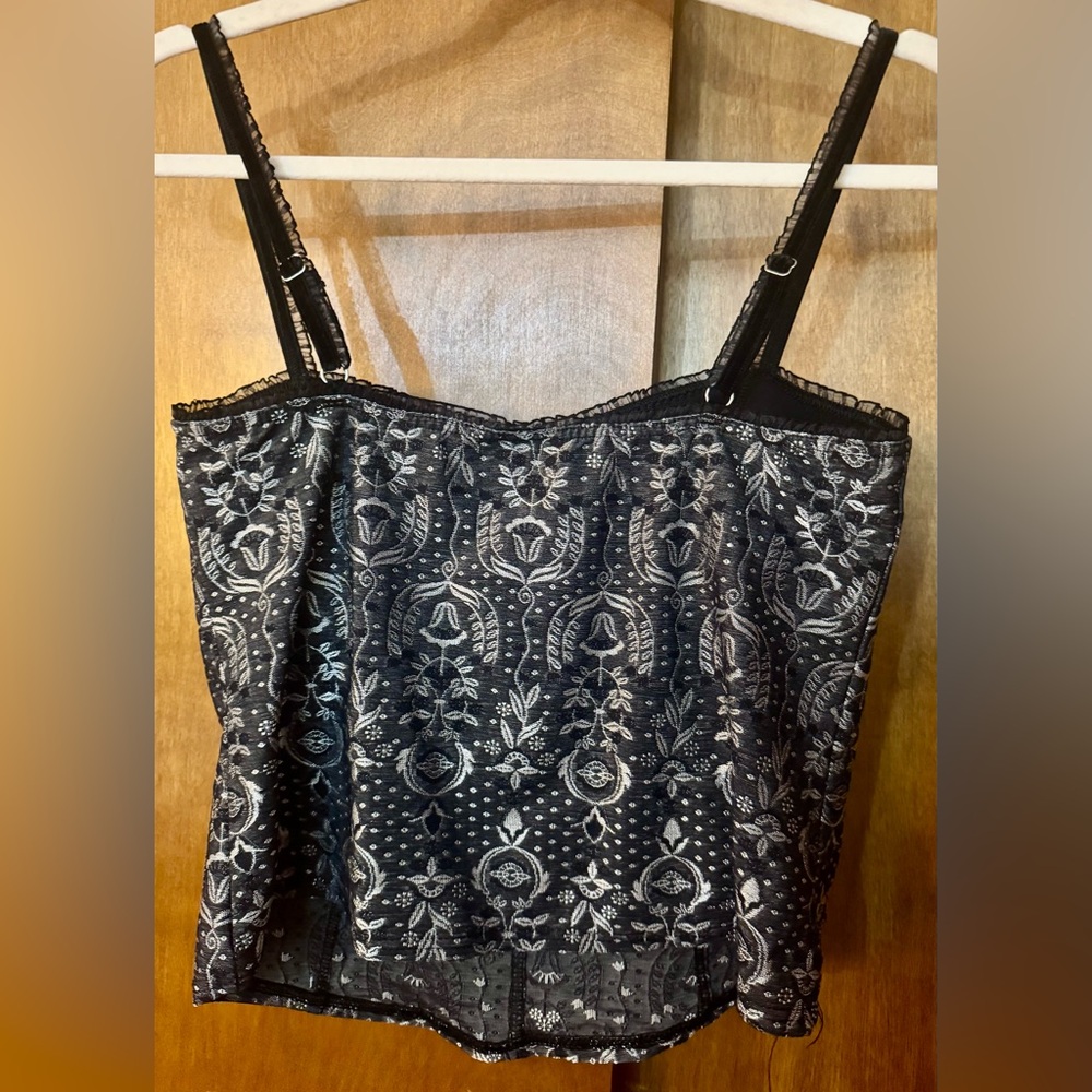 Elegant Black and Gray Women's Top - Picture 2 of 6